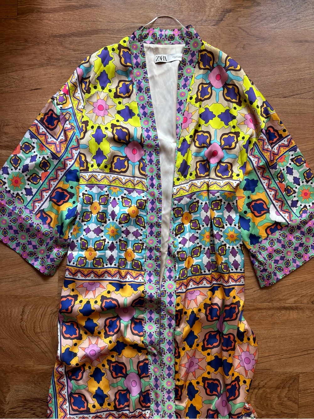 Zara Pastel Multi Floral-Print Satin Kimono Robe - Picture 3 of 5